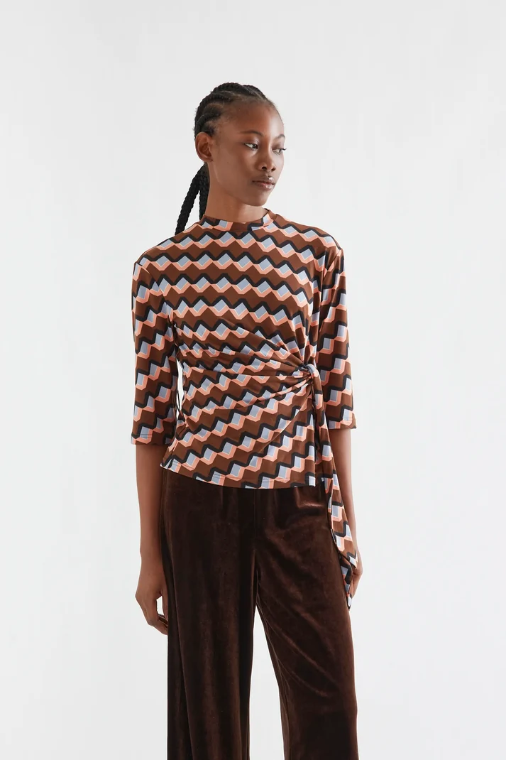 Camiseta Compañía Fantástica con estampado Scala