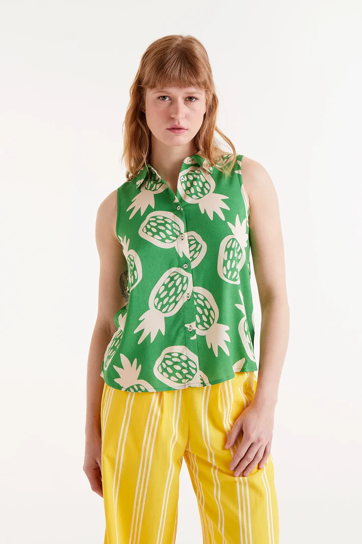 CAMISA SIN MANGAS ESTAMPADO ANANAS