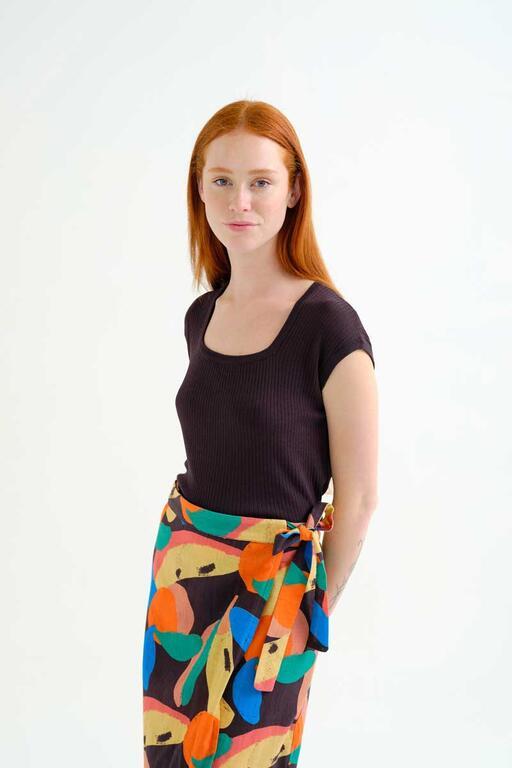 Top Compañía Fantástica negro