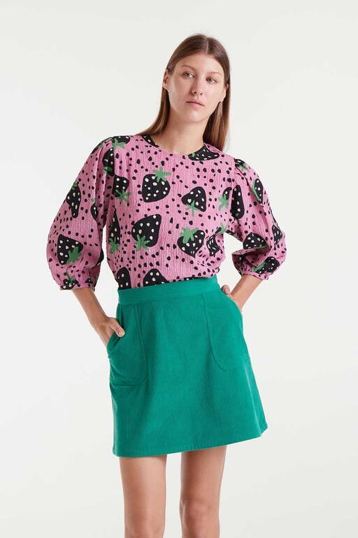 Blusa Compañía Fantástica estampado fresas